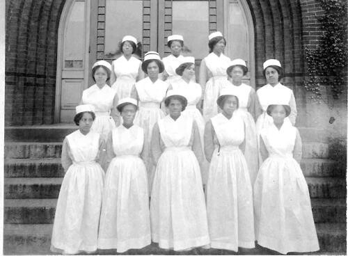 Happy Nurse's Week!!! 
Celebrating nursing history all week long!
In 1886, Spelman College started the first 2-year nursing program for Black nurses in the United States.
The program ended in 1928 graduating 117 nurses.
#NationalNursesWeek
