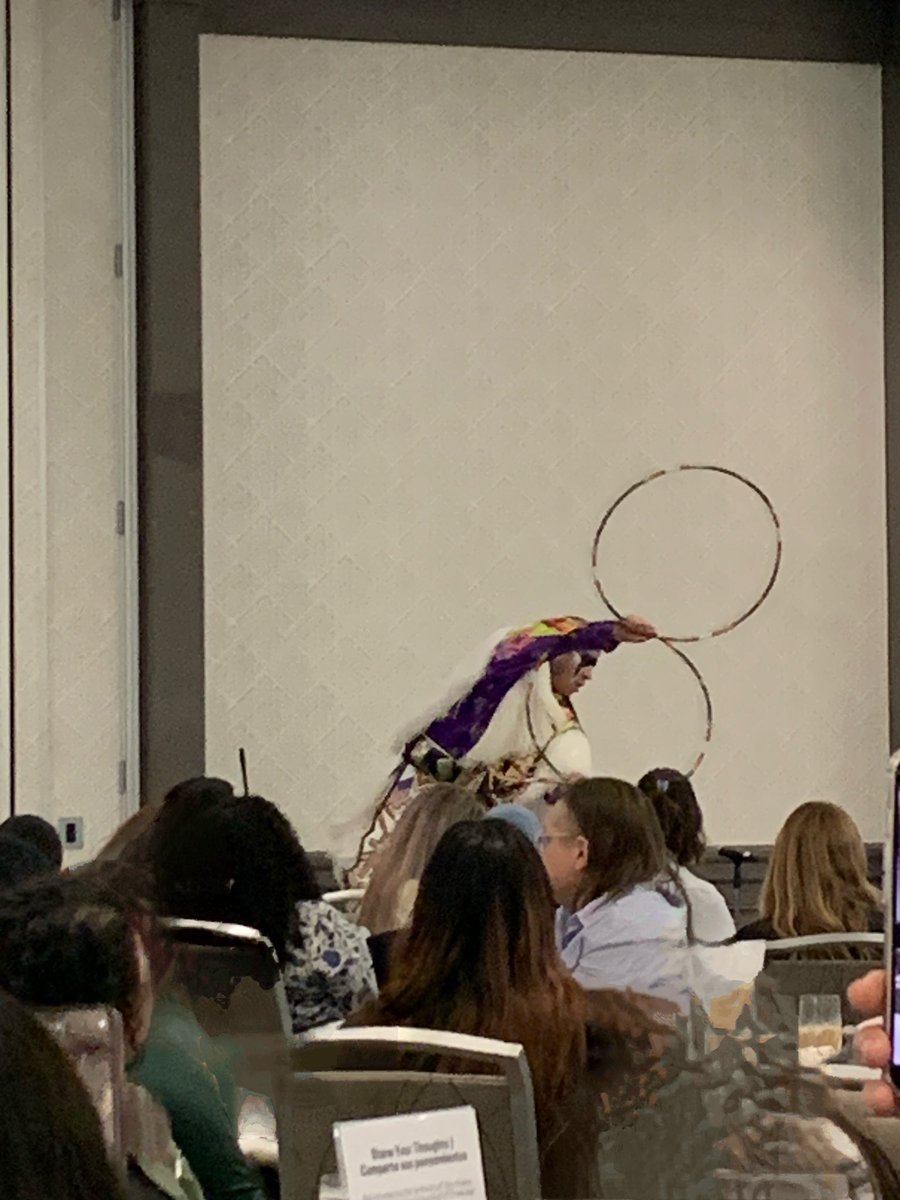 An awesome day learning and connecting with multilingual families from all over Illinois! #Rhodeskidscan #Rhodesfamiliesdo #BPACILsummit24

Un día increíble aprendiendo y conectando con familias multilingual de todo el estado de Illinois #rhodessipuede <a href="/RhodesSD845/">RhodesSD845</a>