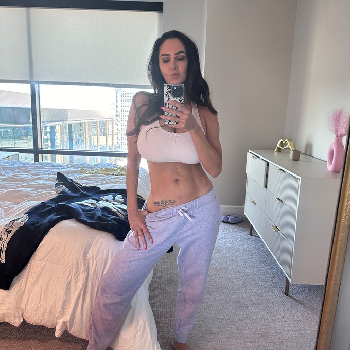 Rise and shine, my loves! Just wanted to send some good vibes your way this morning. May your day be<a href="/tag/blessed"class="tags"><span>#blessed</span></a><a href="/tag/goodmorning"class="tags"><span>#goodmorning</span></a>