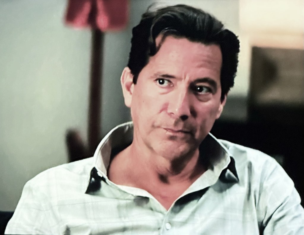 cusickgallery's tweet photo. Tonight is the season 3 finale of @NCISHawaiiCBS Don’t miss Ian in his guest appearance as #JohnSwift ! 10/9c on CBS. #HenryIanCusick https://t.co/V9B2cY90iu
