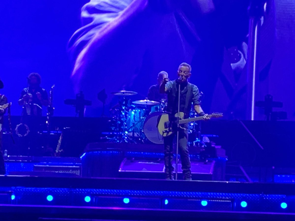 JimmyT077's tweet photo. What an awesome night in Cardiff. Didn’t think Bruce and the band could get any better but they completely blew us away! Breathtaking! https://t.co/0ctgNMiBEk