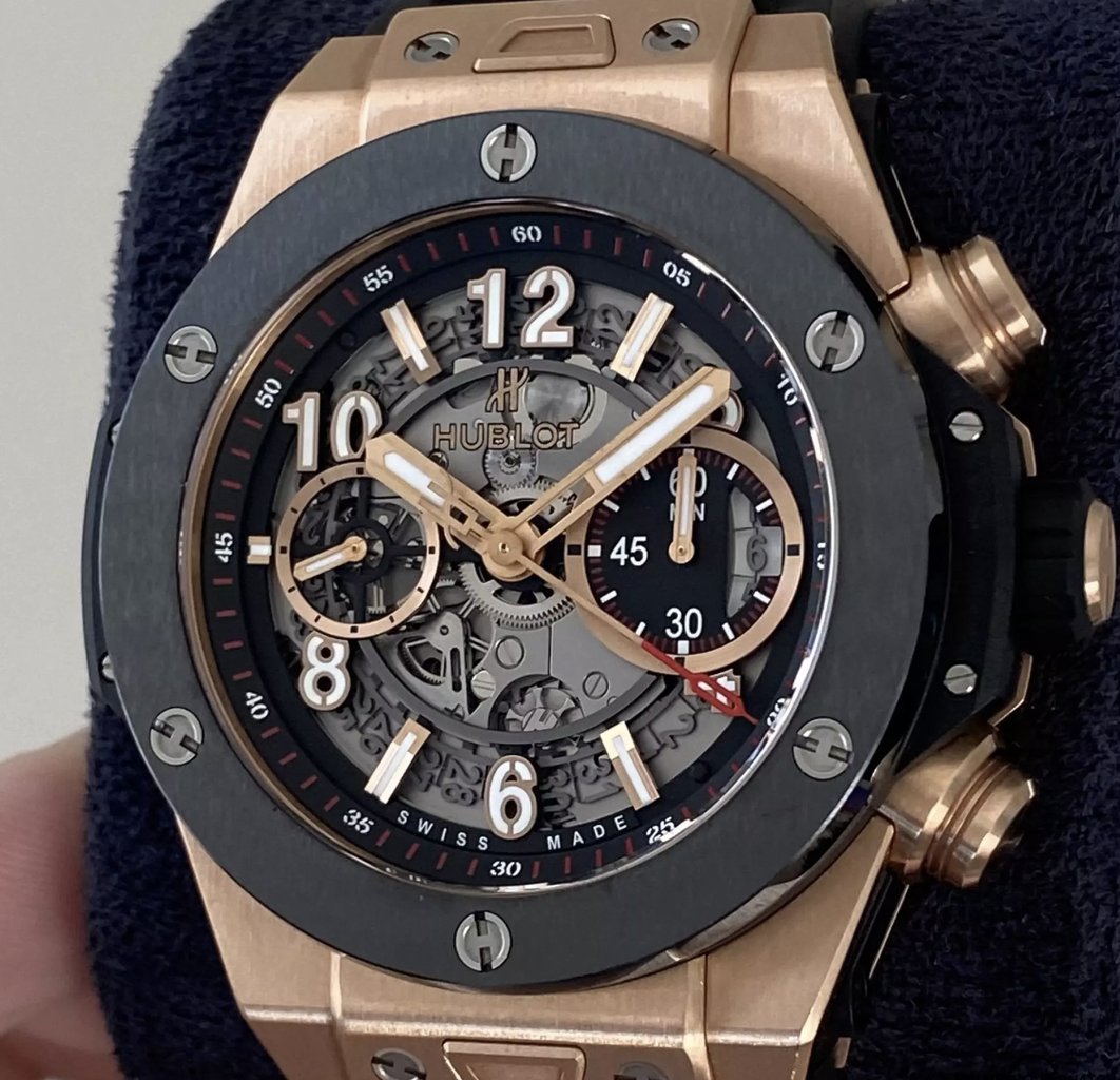 Hublot Big Bang Unico King Gold Ceramic B&P 45mm 2021 Rose Gold 411.OM.1180.RX

For sale by @savageluxurywatches

$17,978

#hublot #watches #valueyourwatch #watchmarketplace #luxury #luxurylife #entrereneur #luxurywatch #luxurywatches #luxurydesign