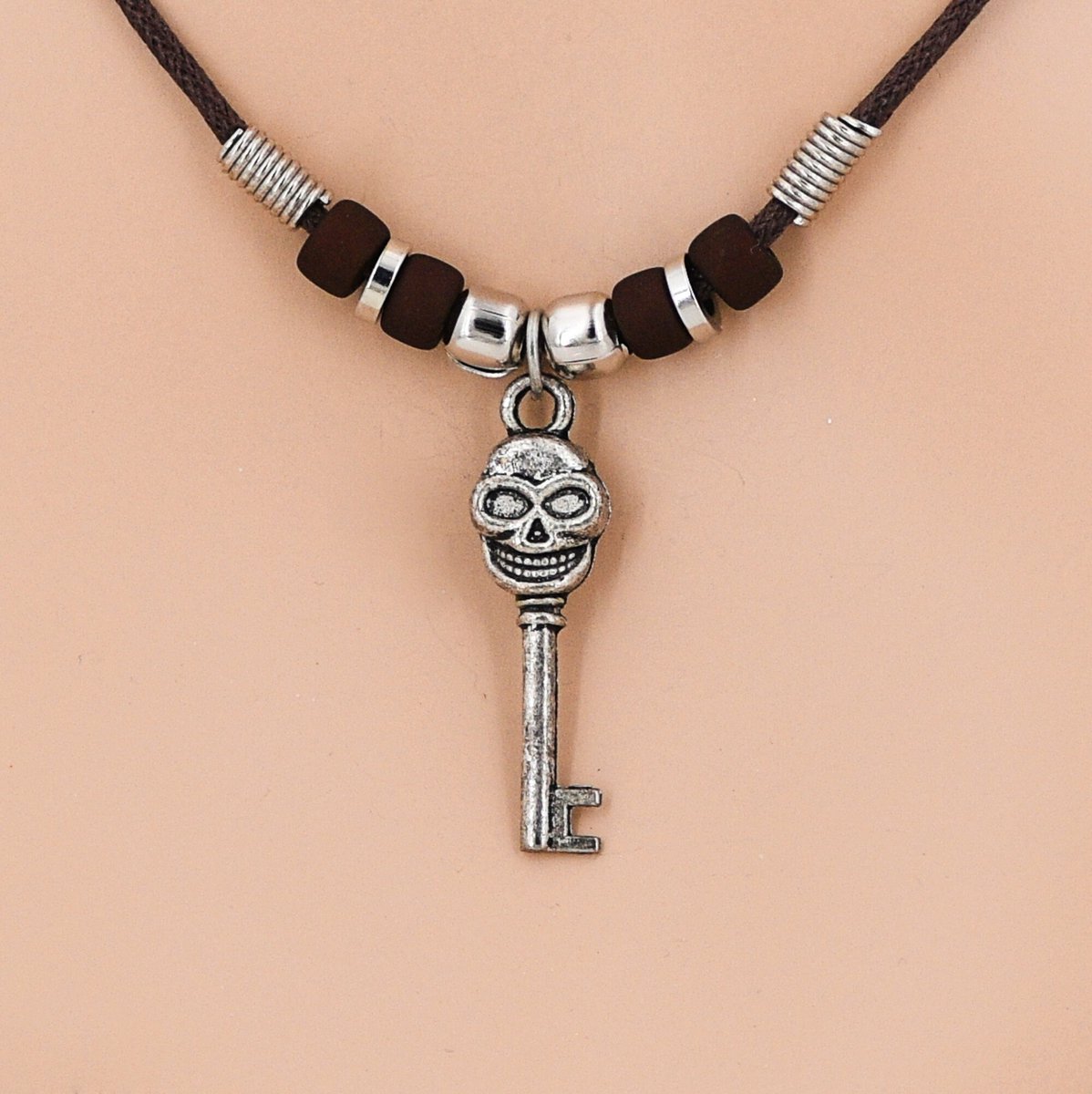 Skeleton Key Necklace 14' to 19' on Beaded Brown Cord Pirate, Skulls 9014-SKEL-KEY #sup #NecklacePendant 
$13.25
➤ grassshacktrading.etsy.com/listing/124943…