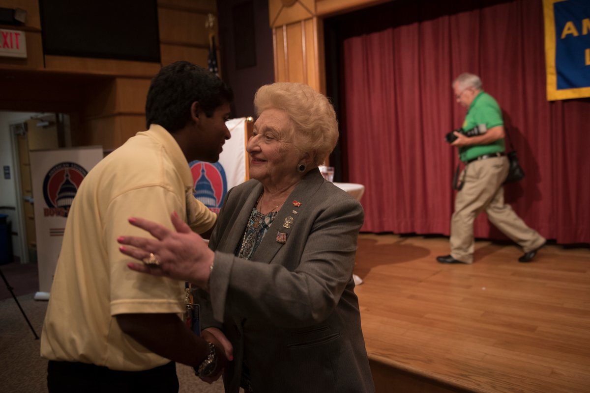 Earlier this year, #Holocaust survivor Nesse Godin passed away at age 95. For years, she was a fixture @ALBoysNation, sharing her experiences with our delegates. Here is a story & video on her 2016 address: legion.org/boysnation/233…. via @andyproffet #HolocaustRemembranceDay