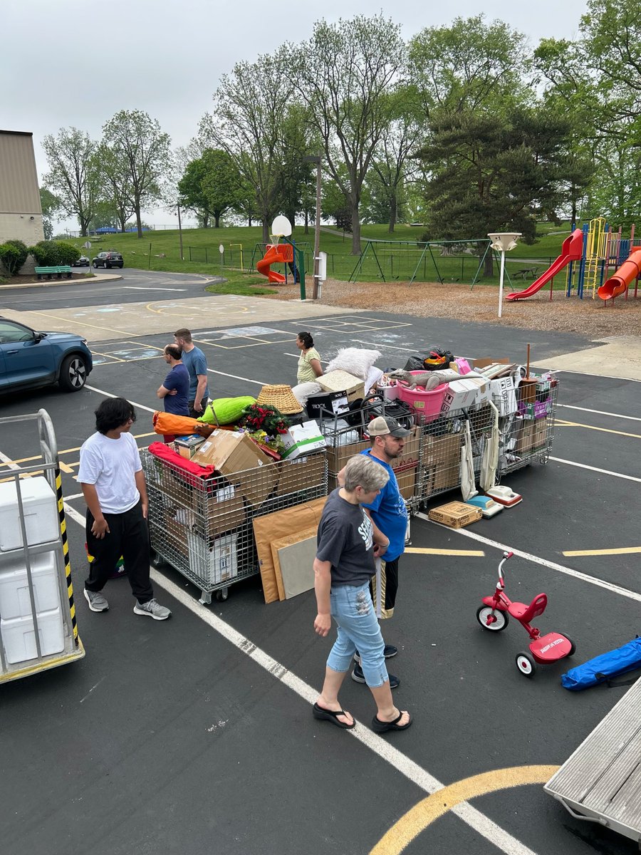 Boy,  was it great seeing so many folks at our first Stuff-A-Truck of the season hosted @OurLadyGreenwood. Thanks to all who donated their time and treasure--not only were our trucks full--so are our hearts. 

#loveyourneighbor
#svdpindyrocks
#stuff-a-truck