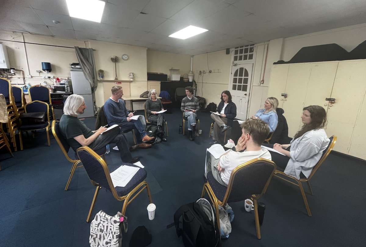 PorridgeBoyShow's tweet image. Day 1 - #PorridgeBoy rehearsals 🎭🎶💥 #GoodThingsCooking