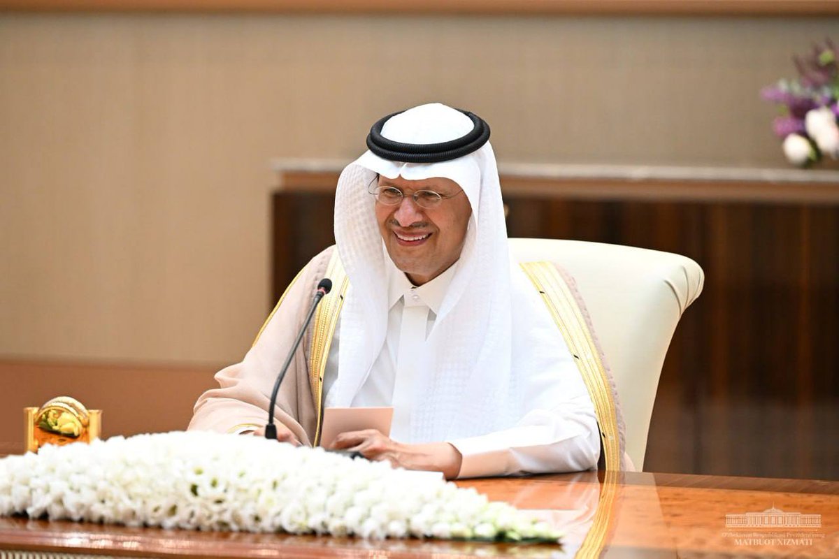 President Shavkat Mirziyoyev welcomed a delegation from Saudi Arabia led by the Minister of Energy, Prince Abdulaziz bin Salman Al Saud, who arrived in our country to participate in the third Tashkent International Investment Forum.