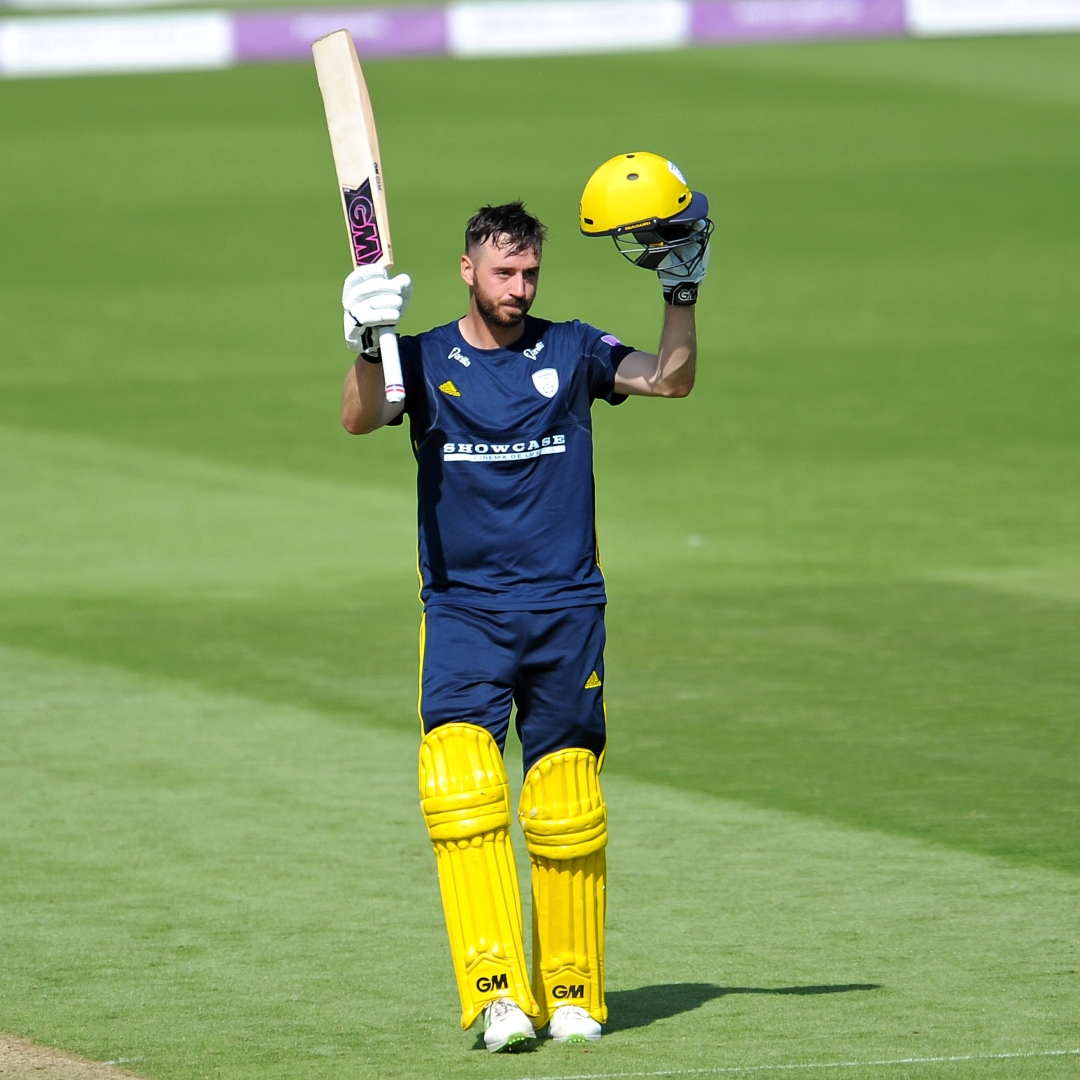 #OnThisDay in 2009 James Vince made his debut for Hampshire 🙌 What has been your favourite Vincey memory? 🤔