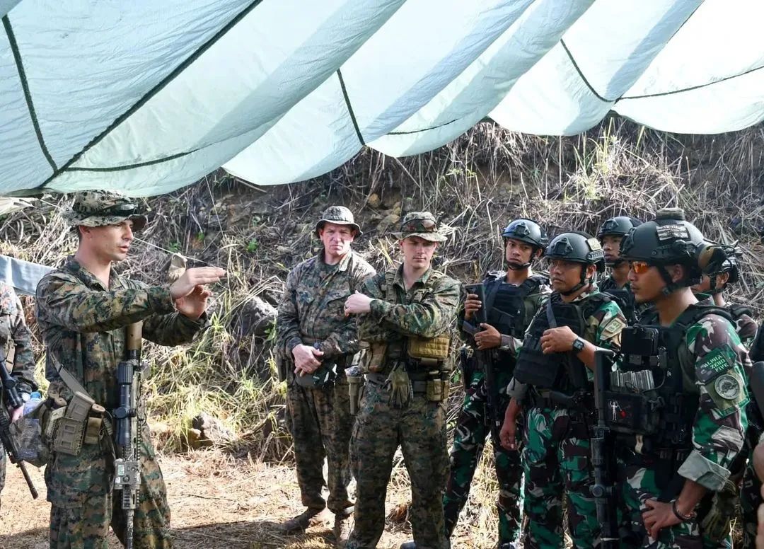 Jatosint's tweet photo. @_TNIAL_ /3
Tactical and speed-reload drills (28/4)
What looks like @sigsauerinc P320 M18 Pistol spotted
#Reconex #Reconex24 https://t.co/ZlXglRuyQZ