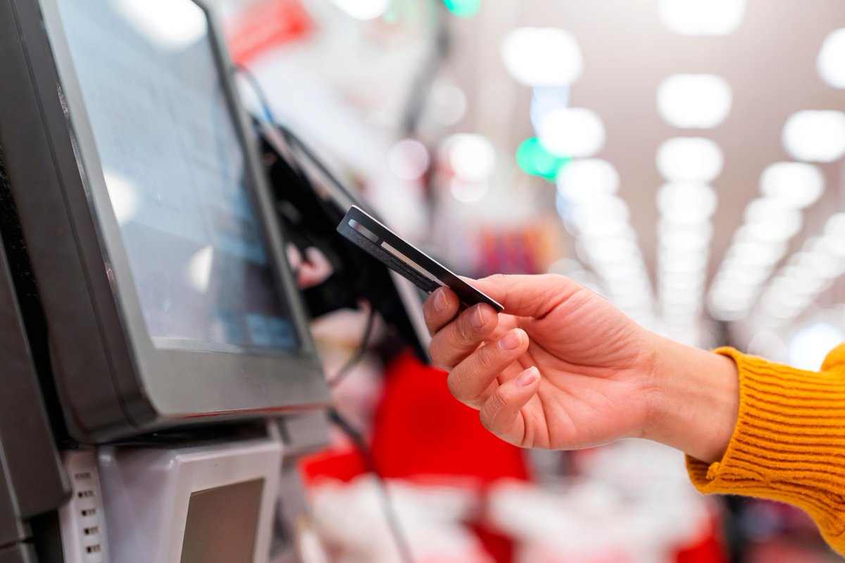 According to the 2024 Digital Commerce Index, 43% of grocery store shoppers favor self-checkout when shopping in a grocery store. Click here to learn more: buff.ly/3Ws5IyG

#industry #news #grocery #supermarket #shopping #trends #payments #fintech #selfcheckout #stat