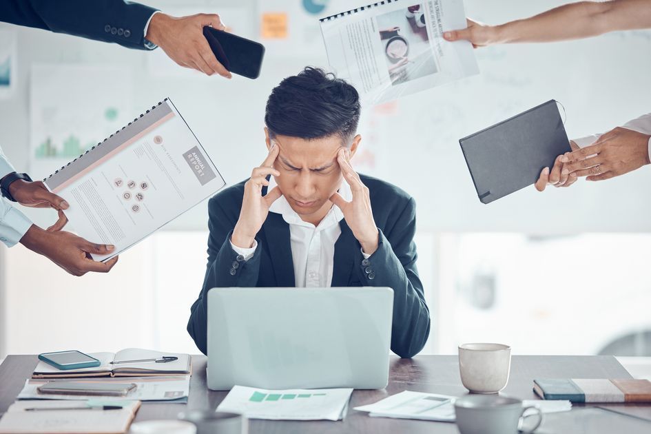 If you’re interested in resolving burnout in your salespeople, read on by @Timothy_Hughes buff.ly/3JeD5gy @DLAignite #socialselling #digitalselling #sales #salestips #salesleader #salesforce #modernselling #coldcalling #marketing #mentalhealth #wellbeing