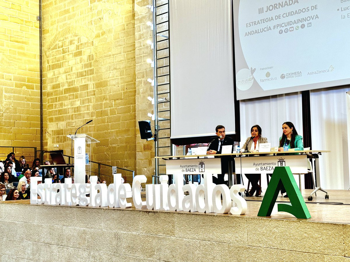 saludand's tweet photo. 👩⚕️👨⚕️@LinaGarcia_AND destaca el papel de la enfermera en la monitorización de las enfermedades crónicas.
🗣️La consejera de Salud participa en la III Jornada organizada por la Estrategia de Cuidados de Andalucía, #PiCuidaInnova
🔗 https://t.co/arMu6ZGIIn https://t.co/SzlT26XPwi