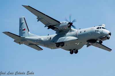 🇴🇲 Real Fuerza Aérea de Omán C295 #910 desciende hacia Sevilla procedente de Lamezia, Italia donde efectuó escala.
‼️🆕✈️🔭‼️
📸 Joseluiscel