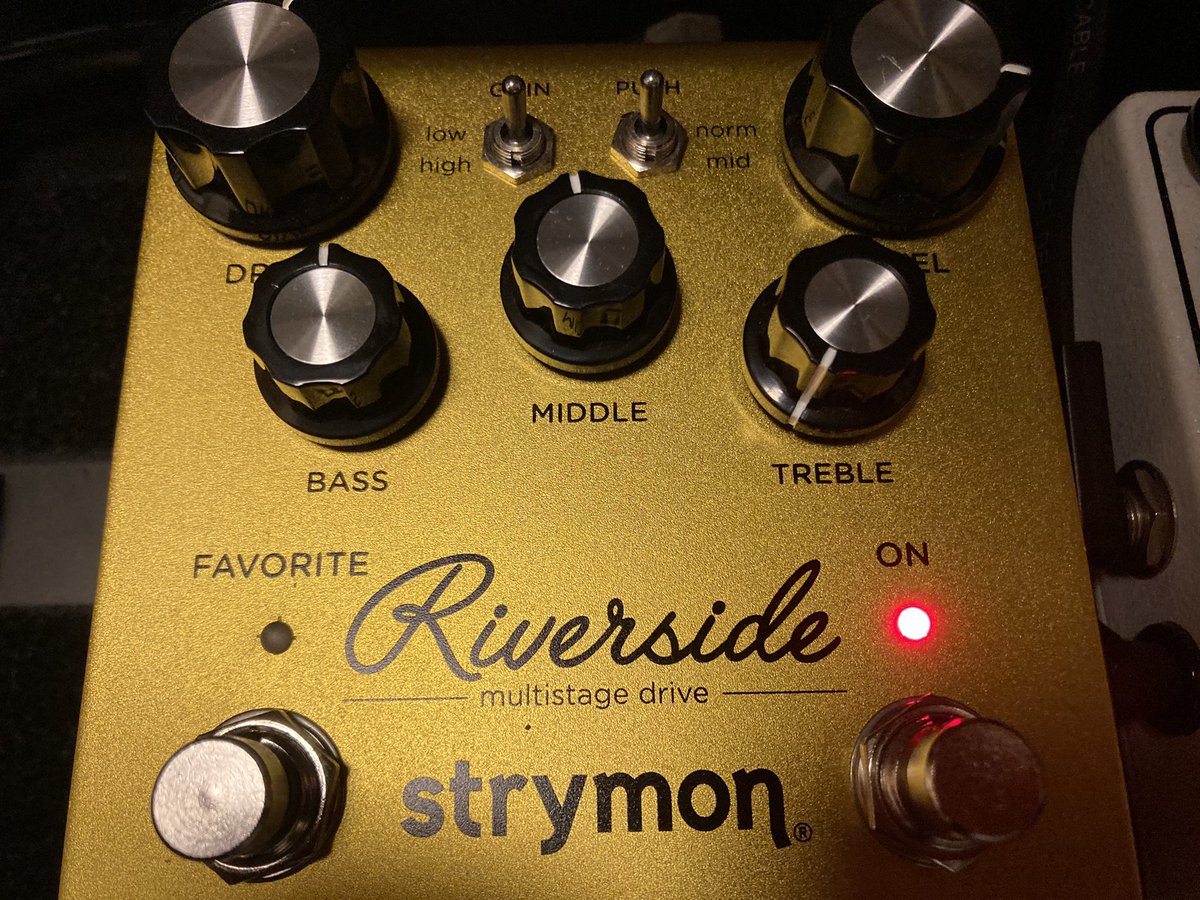 Strymon Riverside
こいつ人生で一番良い買い物だったかもしれん マジでプリアンプとして優秀過ぎる