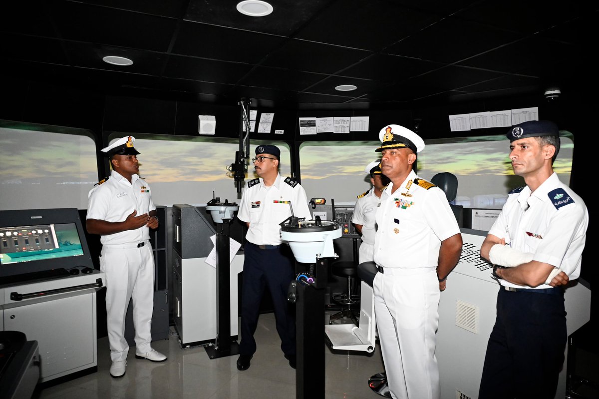 Maiden visit by @ArmedForcesJO Training delegation to #SNC & @IN_NavalAcademy, #29Apr - #04May 24. Aimed at military Trg exchanges, delegation visited Trg facilities, simulators at Training Schools, @IN_R11Vikrant & @cslcochin and held discussions on Trg methodologies & best…