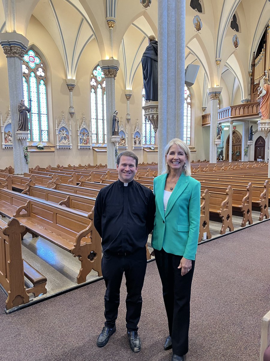 Last weekend, I had the opportunity to visit with Knapheide Manufacturing Co. CEO Bo Knapheide, Blessing Health System’s President Brian Canfield, and Rev. Arisman of St. Francis Solanus Catholic Church to learn more about how they are serving the Quincy community.