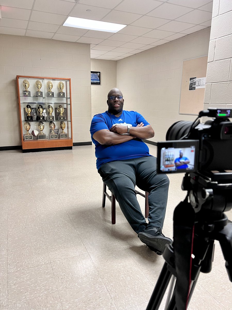 Enjoyed sitting down with new Cypress Creek High School campus athletic coordinator and head football coach @CoachDMcKinney McKinney talked about his philosophy of GROW CHAMPS…growing athletes with goals and purpose. Watch his interview on the next episode of @CyFairISD 360°!