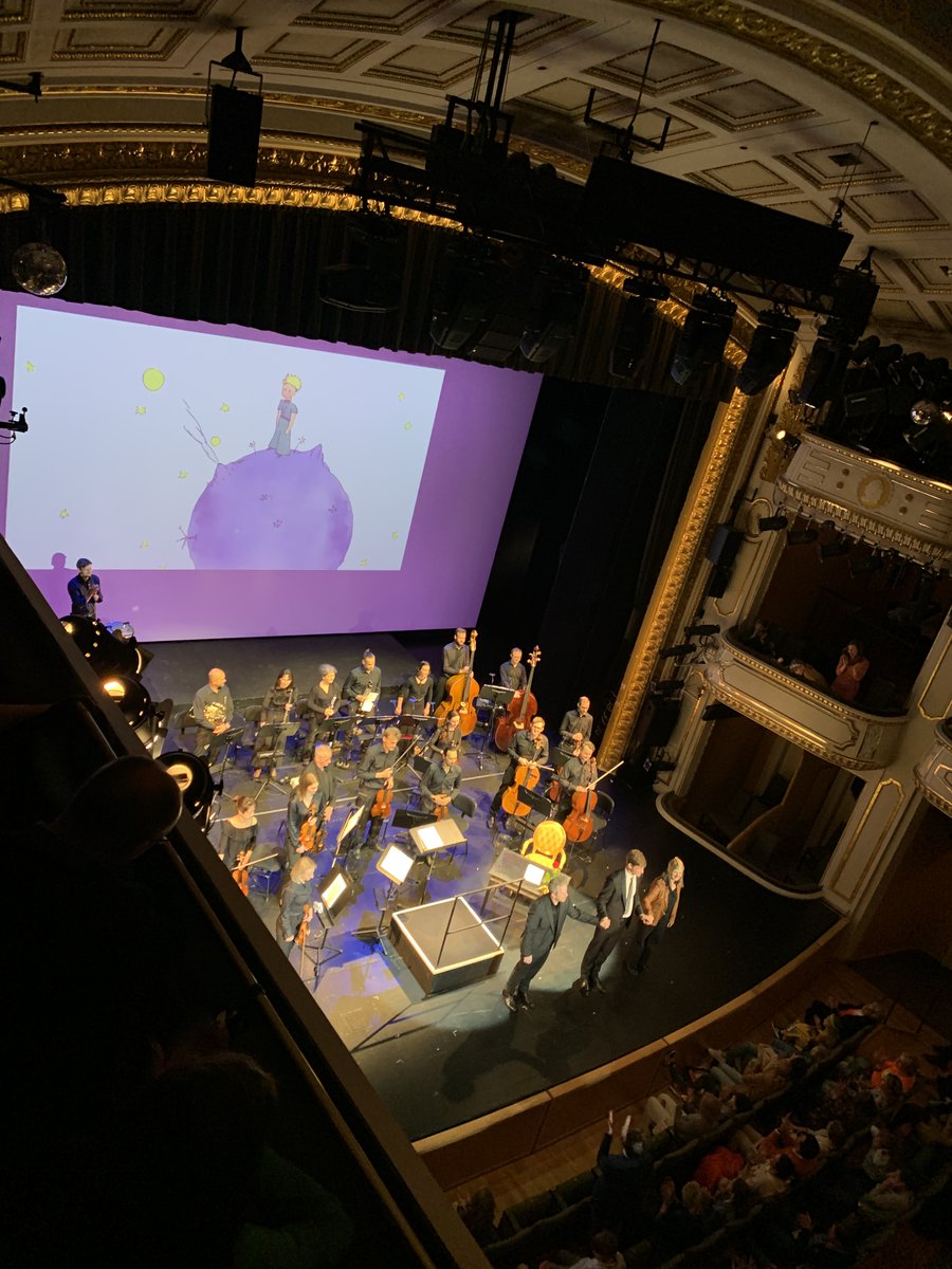 What a moving family concert and a wonderful Austrian premiere: Stefan Plank's setting of The Little Prince by Antoine Saint-Exupery! To the music theatre - The Little Prince: universaledition.com/en/the-little-…