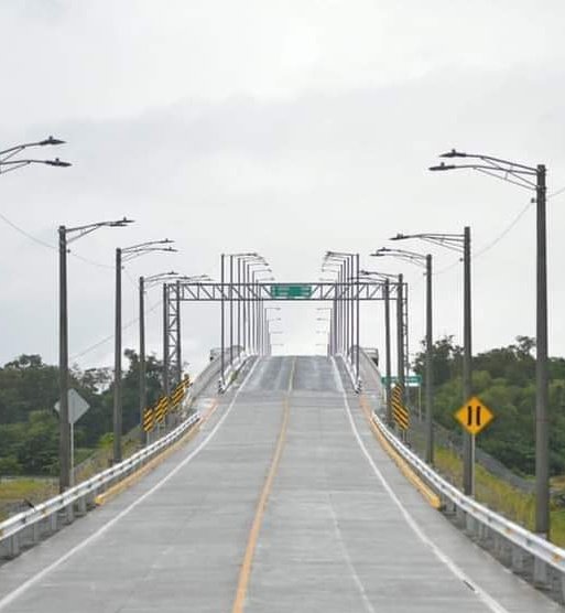 Tienen razón EEUU y medios de comunicación extranjeros cuando dicen que el sandinismo está haciendo cosas en Nicaragua que los de derecha nunca hicieron, el sandinismo está haciendo puentes y carreteras, foto puente Wawa boon, los neoliberales solo hacian Robar y Robar. #PLOMO19