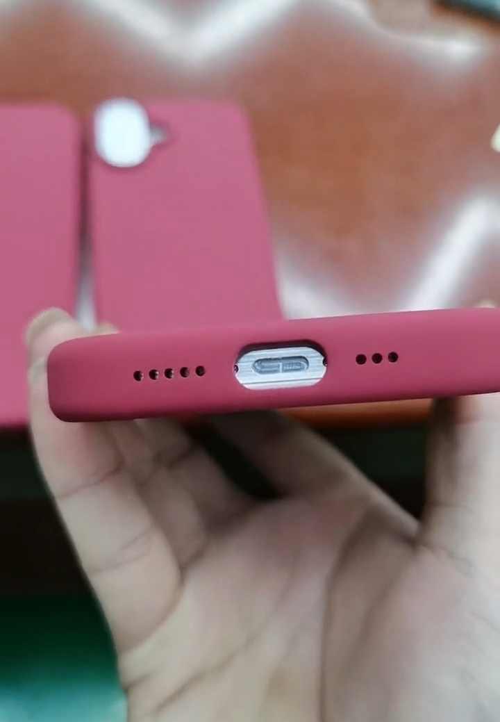 iPhone 16 silicone case spotted 
#iphone16 #apple #ios18 #iphone