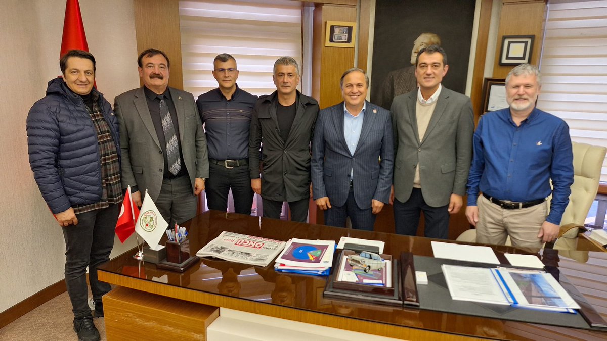 İl Başkanımız Bülent Akpınar ile Giresun Belediye Başkanımız Fuat Köse'ye hayırlı olsun ziyaretinde bulunduk. Nazik ev sahiplikleri için kendisine teşekkür ediyorum.