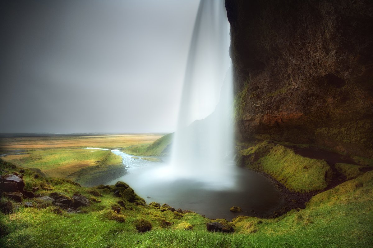 GM with 'Perpetual Motion', a long exposure photo launched through Quantum Art and collected by legend @shortstack_dan 🙏 Wishing you all a great week! ❤️