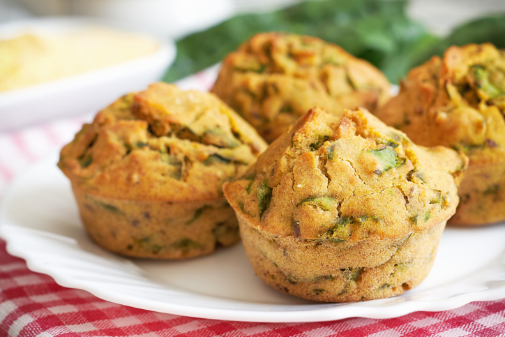 6. Try these simple & flavoursome sundried tomato, garlic, and spinach muffins. Aquafaba has been used as an egg replacement, making them lower in saturated fat than traditional American-style muffins. They are also nutrient-dense &low in sugar. Recipe on bit.ly/4dsrsQU