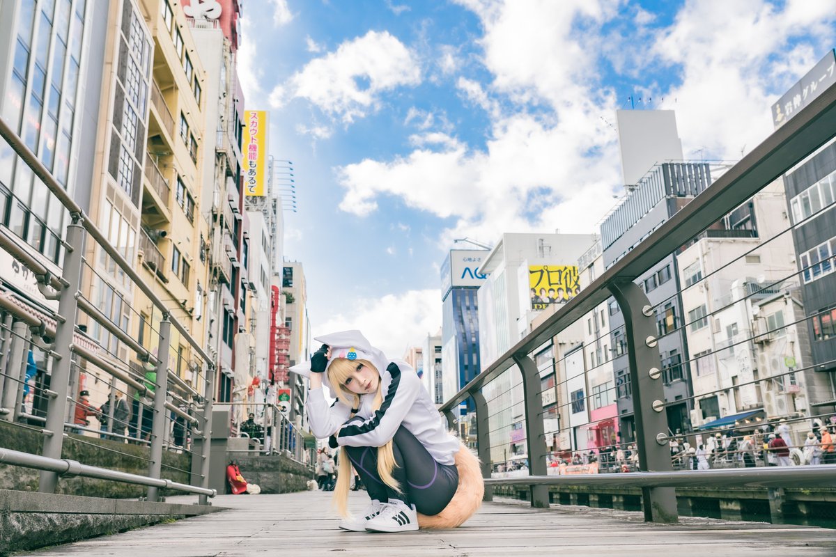 #道頓堀コスプレ祭
[ 怪物事変 ]　紺

　紺はいい子だから。

東京の街中イベントで紺したいんだけど、
撮影してくださるかたいますか🥲
photo1 せーけんさん(@seiken0218)
/2 らいねちゃん(@rai_photo)
#忠犬コス
