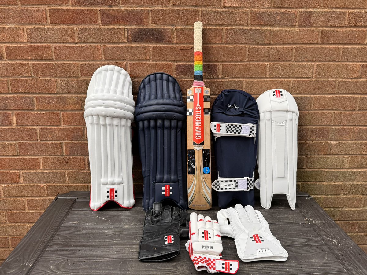 Game one done. Thank you to @graynics @classickeeper1 & @Coloplast_UK for their help & support. Best in their respective businesses! #CricketTwitter #stoma #IBD #cricketfamily