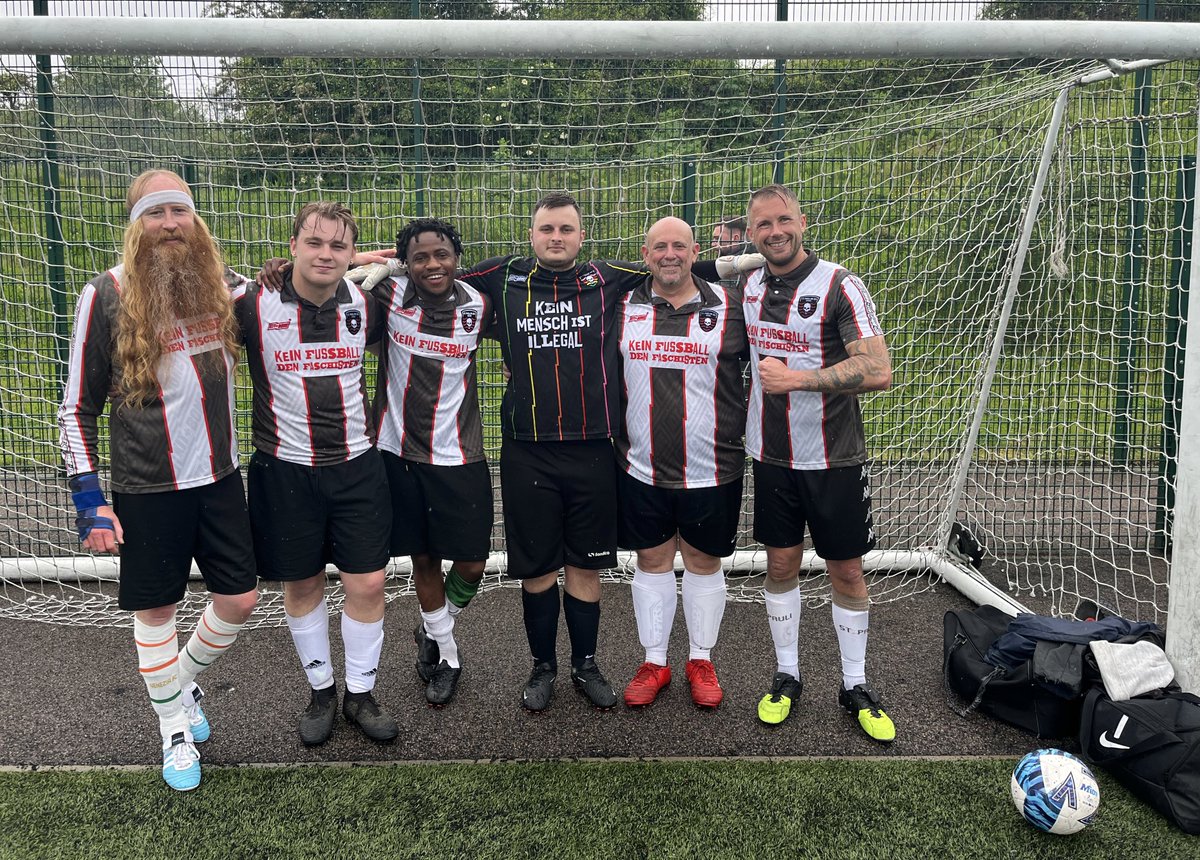 .@StPauliOnSea 1️⃣ (Kargbo)
Redbridge FC6️⃣

Created chances but once again came up against a younger, fitter, better side! One more game to go!
@GraysAthleticFC #5ASide #fcsp
