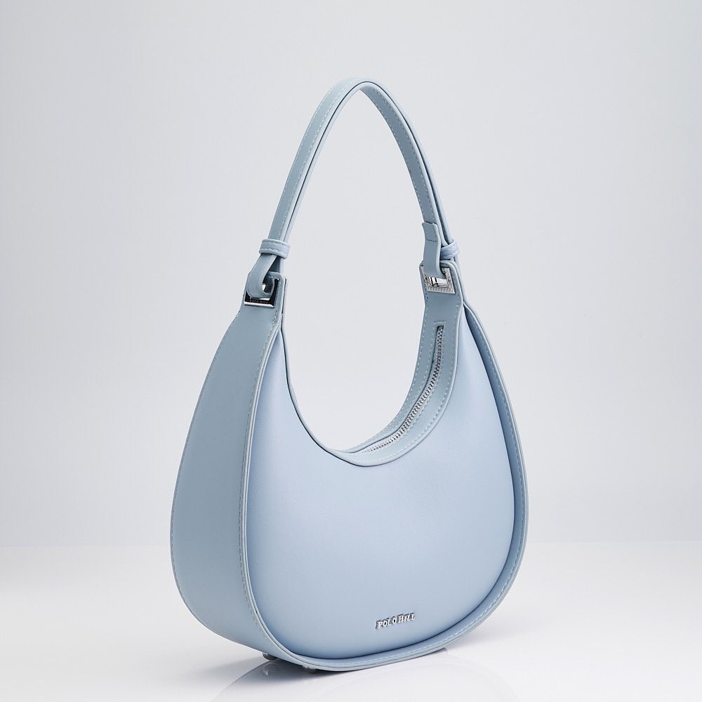 Eh cute pulak handbag warna soft blue macam ni 🥹🤍

I WANT!!!!