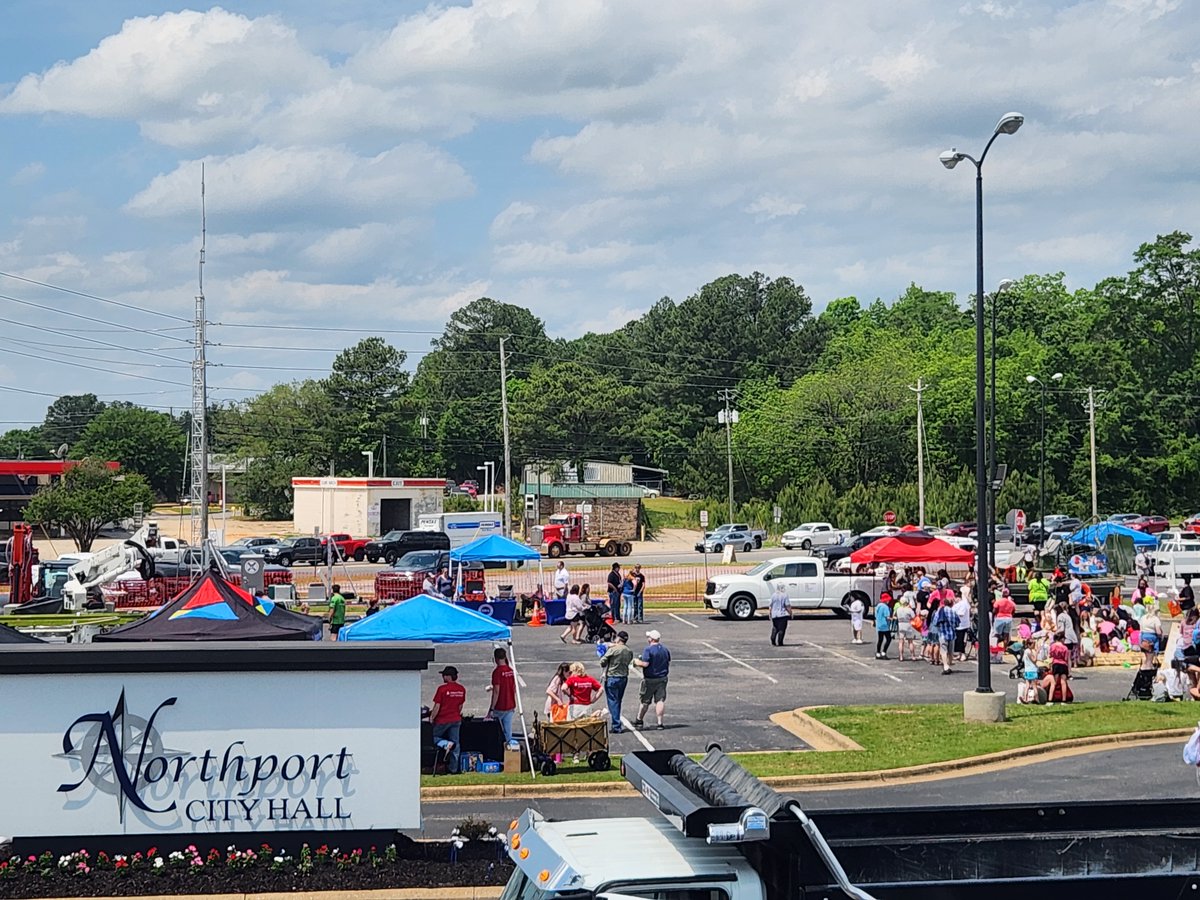 A special thank you to the @NorthportcityAL for graciously including TCEMA in their summer kick-off event on April 27th. We loved teaching the kids about weather readiness and demonstrating the fascinating workings of the Ham Radio. #CommunityOutreach