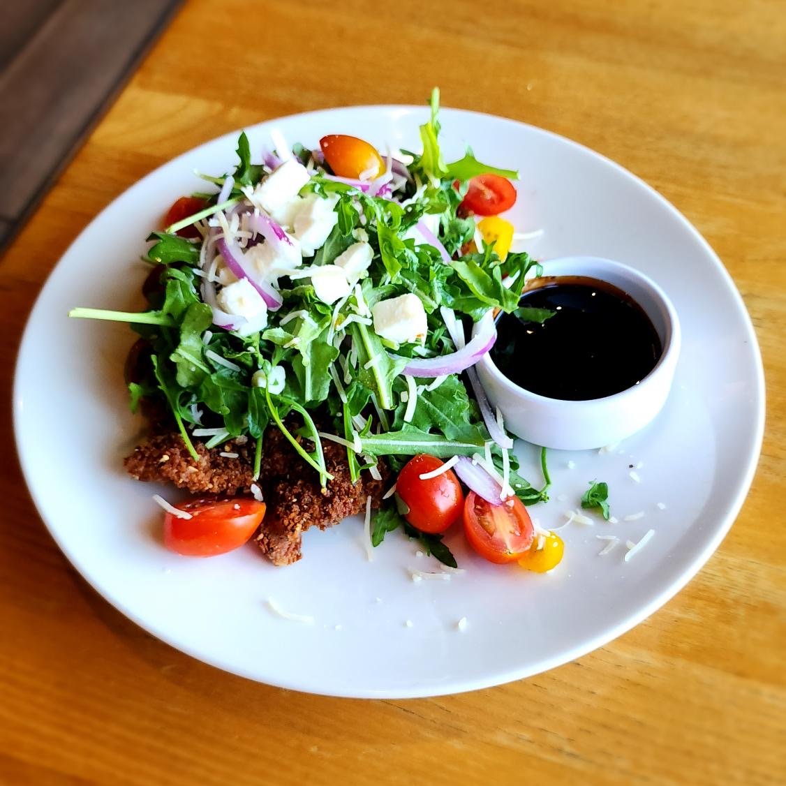 May blooms with flavors at Napa Flats! 🌸 Enjoy our seasonal specials: the garden-fresh Farmers Fight Pizza, the luxuriously creamy Shrimp Scampi Pasta, and the crisply satisfying Pork Milanese. Perfect plates await to delight your palate this spring!

#NapaFlats #MaySpecials