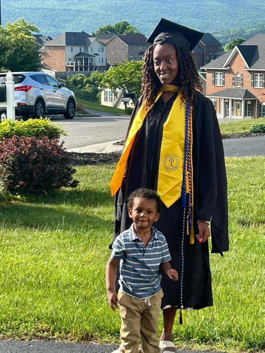 Big congratulations to my amazing sister on her graduation from the MSW program at NC State University! 🎓🎉Can't wait to see all the incredible things you'll achieve in your career as a social worker! 🌟 #NCState #MSW #GraduationDay #ProudSibling