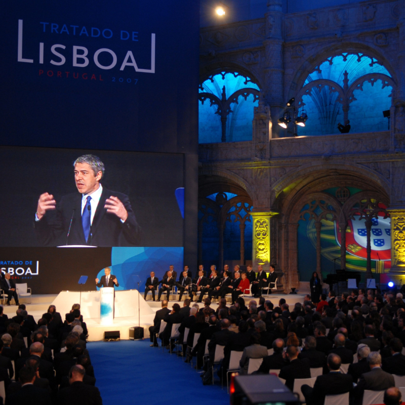 EU_Commission's tweet photo. Where 🇪🇺 history was made.

From the Clock Room, where the Schuman Declaration was made, to the Jerónimos Monastery, where the Treaty of Lisbon was signed, these 7 places witnessed landmark moments in the creation of the EU. 

Discover them here ↓ 

#EuropeDay #EUHistory