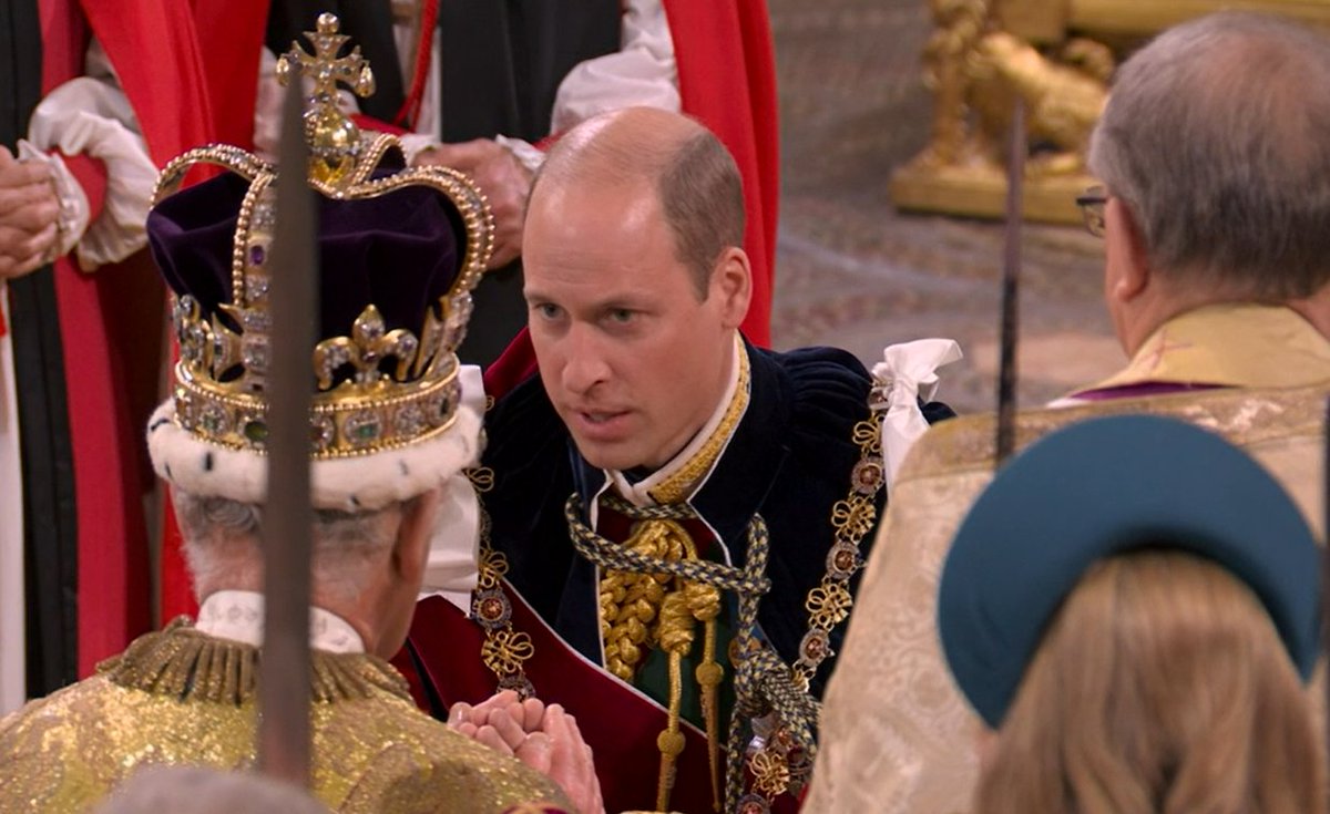 The Prince of Wales paid homage to King Charles III in the minutes after the #Coronation