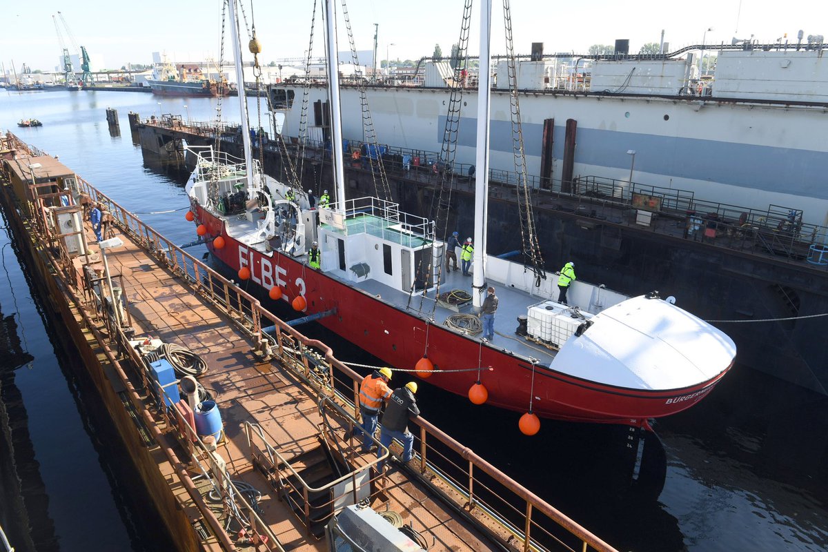 Ports of Bremen and Bremerhaven tweet media