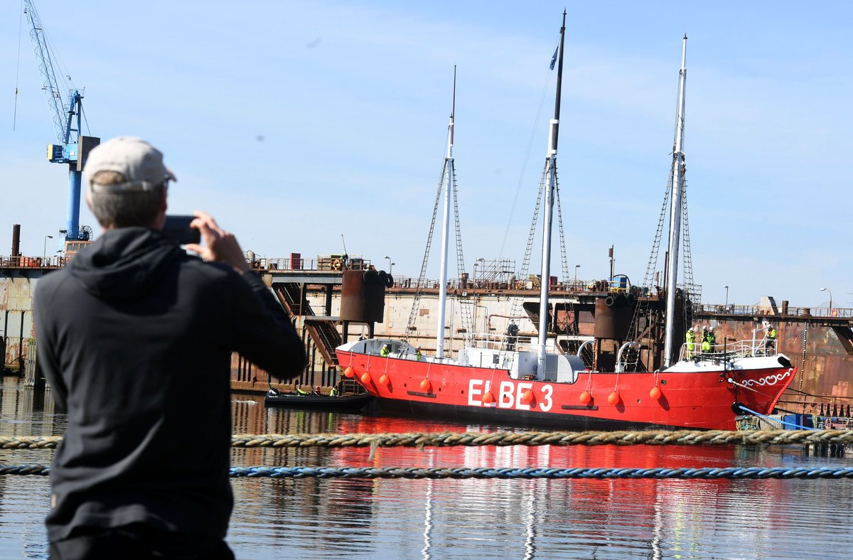 Ports of Bremen and Bremerhaven tweet media