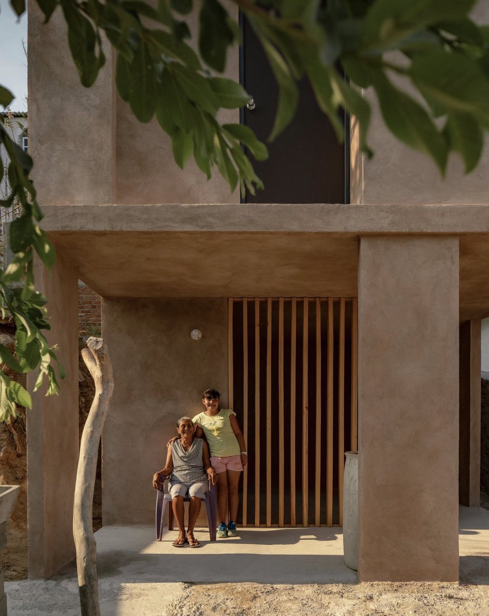 Avance de Casas en Acapulco , parte de nuestro proyecto Kon-tigo para generar vivienda tras el huracán Otis. trabajando con fundación Gilberto y Construyendo MX, algunas familias que serán beneficiadas