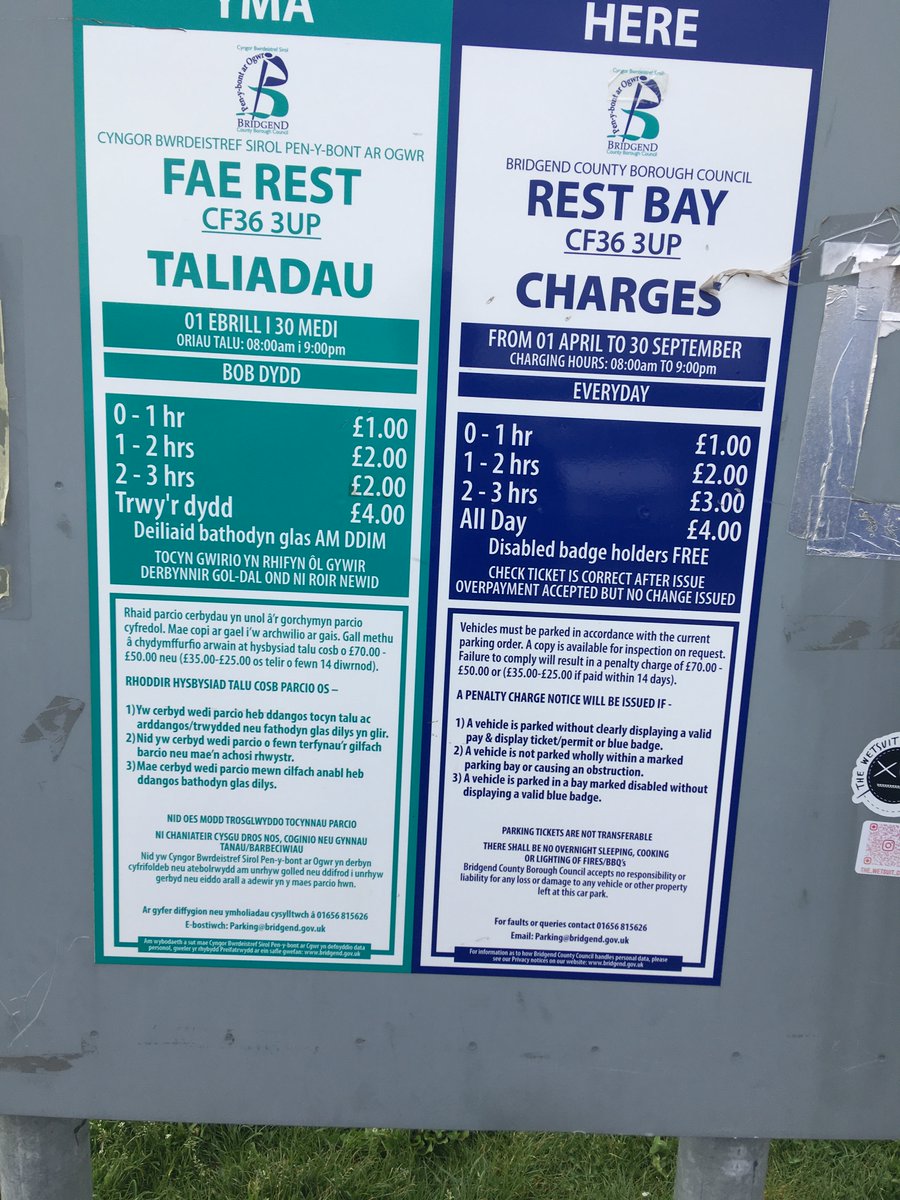 Rest Bay, Porthcawl.
Parking for 2-3 hours.

If you pay in Welsh it's £2
If you pay in English it's £3

🤡🏴󠁧󠁢󠁷󠁬󠁳󠁿🤡