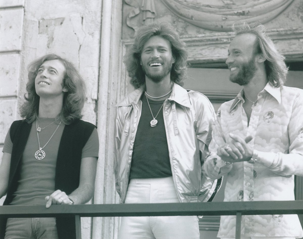Here’s a couple of shots from the set of the Stayin Alive video #BeeGees #StayinAlive #BarryGibb #RobinGibb #MauriceGibb