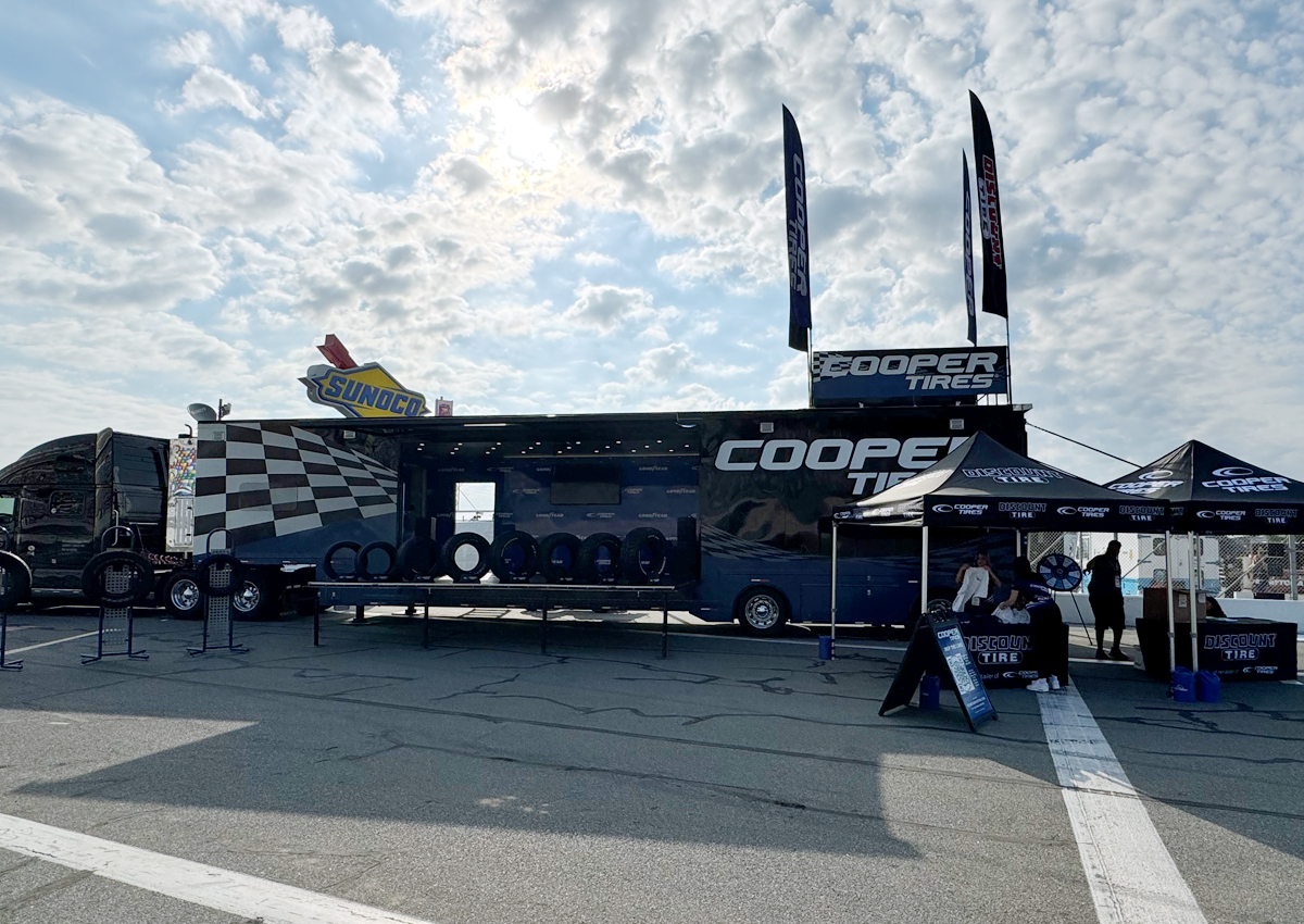 Thank you to our Official Tires Sponsor @CooperTire!
Look for the Cooper Tire trailer on the corner of Summit and Jefferson streets during Toledo Jeep Fest. Vendors will be set up Aug. 2-4.
#tjf2024 #jeeplife #TeamCooperTire