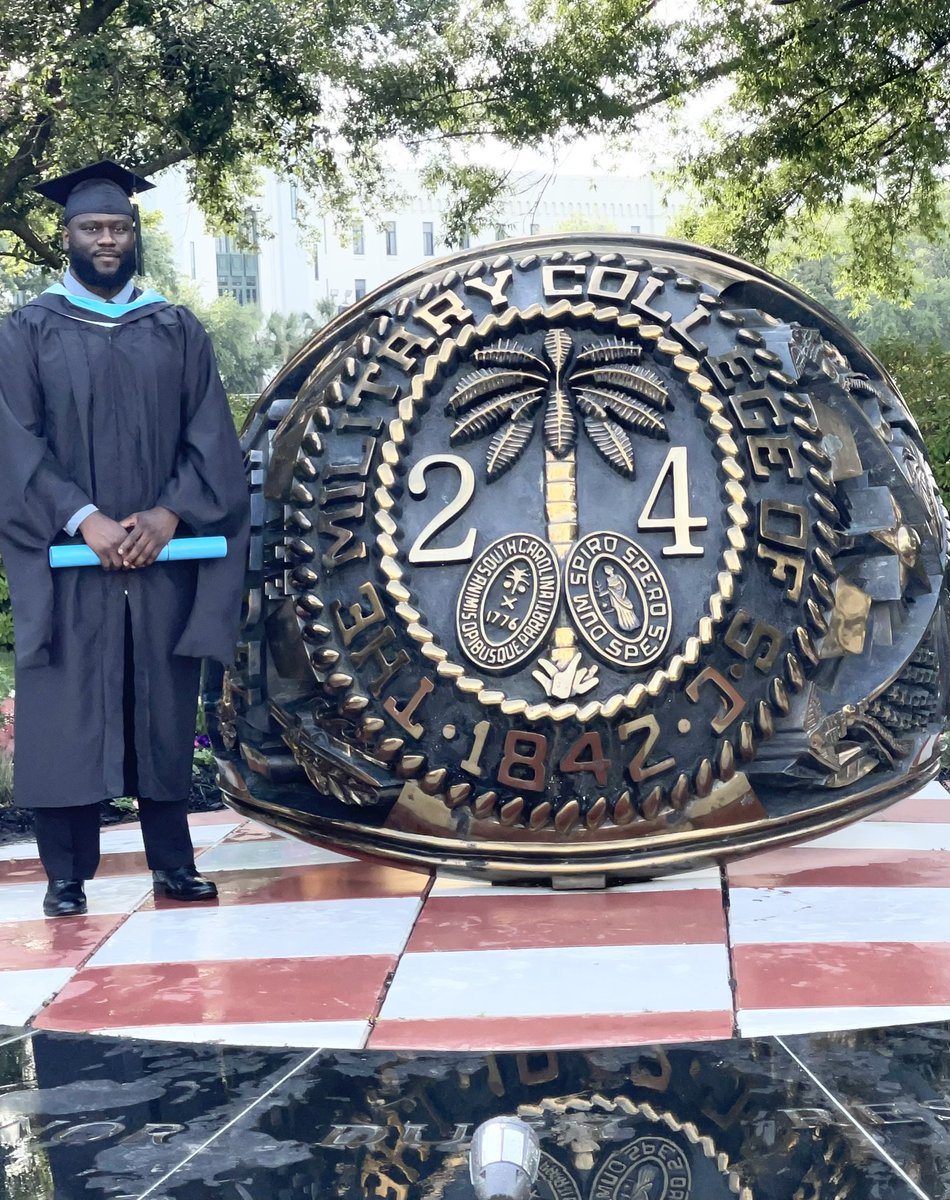 Devon Smalls tweet media