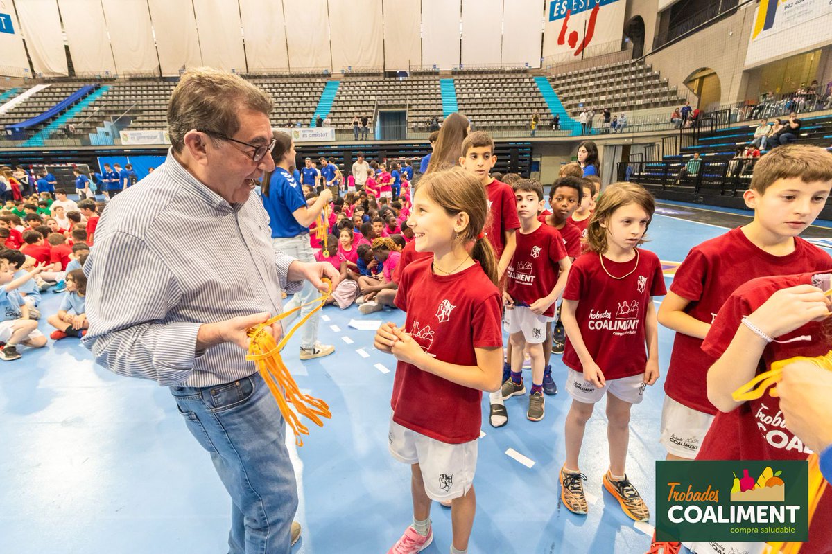 🙌 Fantàstic èxit de participació amb més de 1.700 nens i nenes d'entre 6 i 12 anys, de 26 escoles diferents que han experimentat el seu primer contacte amb l’handbol base durant 3 grans jornades al Palau d'Esports de Granollers.

#HandbolCatalà

📷 Xavi Solanas (BMG)