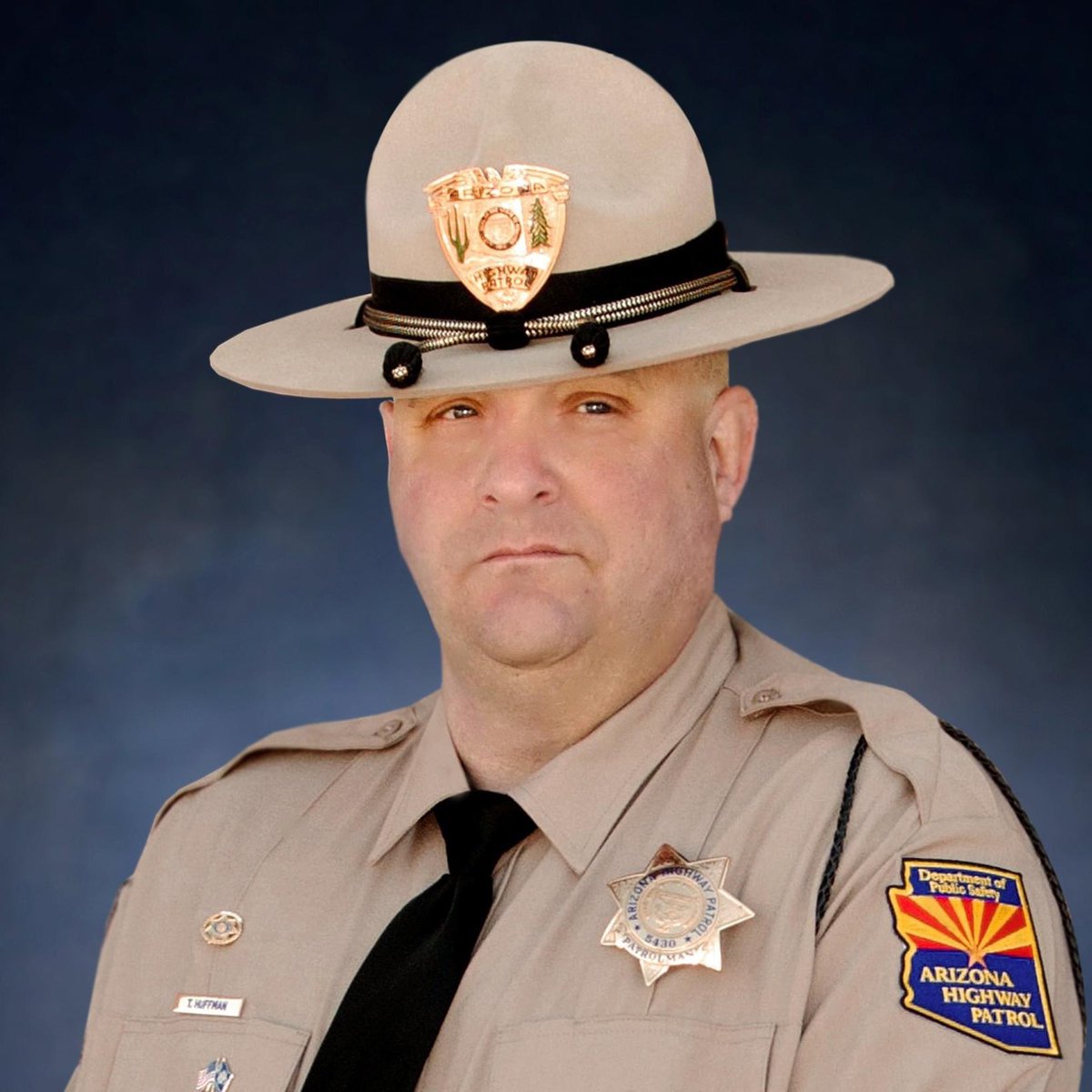 #NeverForget Officer Timothy Huffman #5430 who paid the ultimate sacrifice on 5/6/2013. He was struck and killed by a semi-truck while in his patrol car at a collision scene. The truck driver was distracted by his phone. 

#AZTroopers #LODD #BackTheBlue