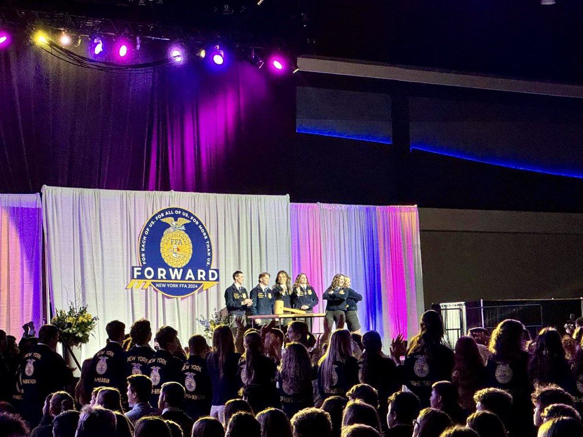 This weekend, we hosted the 99th annual NYS FFA Association's State Convention! 🚜🌾 We welcomed 2,000+ guests, including the Commissioner of the NYS Department of Agriculture & Markets, Richard Ball. Thank you, NYS FFA! 📸: NYS Department of Agriculture & Markets #InTheBUF