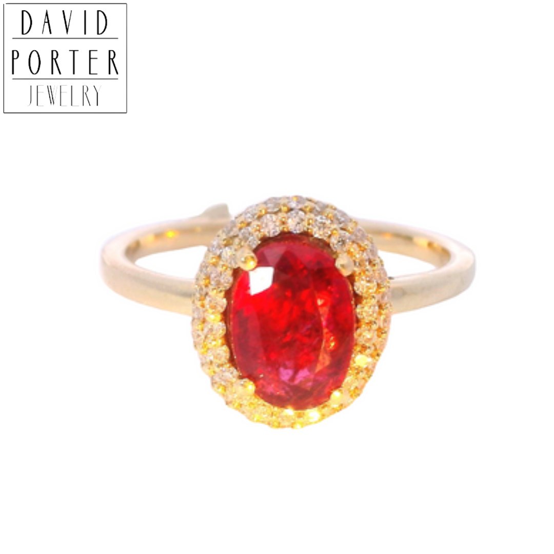 Why choose #davidporterjewelry? Our experienced artisans combine skill and passion to craft exquisite pieces that resonate with your personality and style.💍♥️ Contact us today to start designing your dream piece!