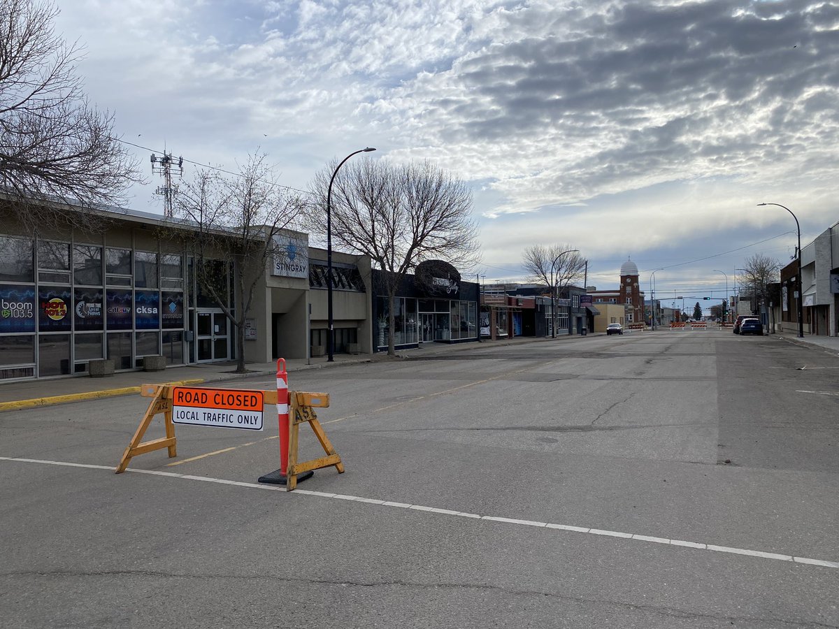 Part of 50th Street between 51st Ave & 49th Ave is closed today as construction is scheduled to begin in downtown Lloydminster lloydminster.ca/en/news/downto…