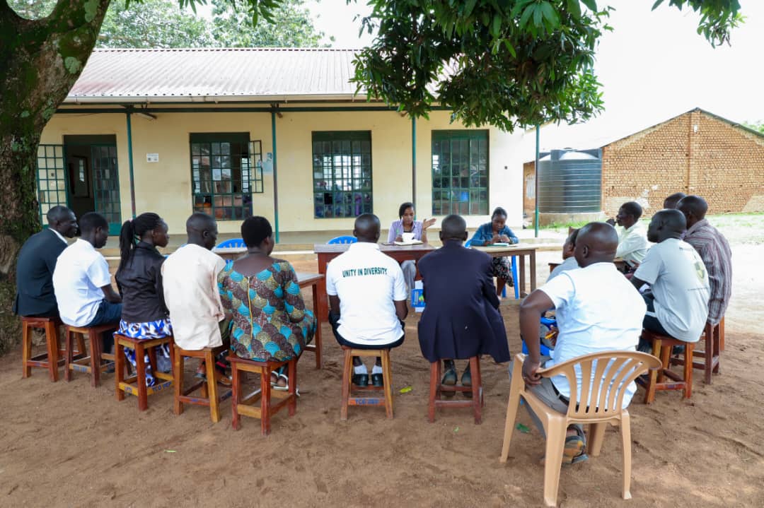 📍 Yumbe

Last week, Oxfam's Communications Team had the privilege of engaging with the teachers at Lodonga Polytechnic Institute to explore & learn the impact of Teacher Learning Circles (TLCs) on professional conduct & student performance - funded by DANIDA SP via @OxfamDanmark