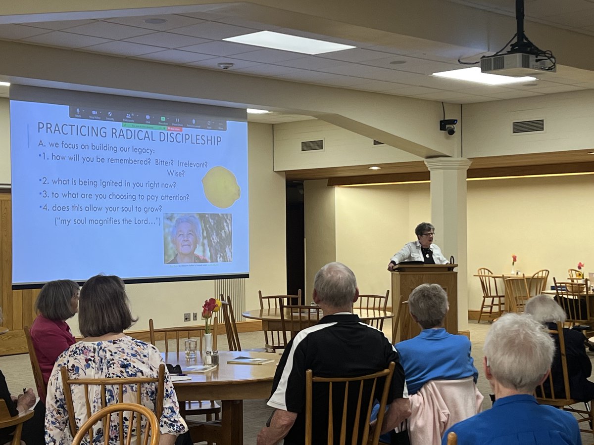 Yesterday afternoon, #oblates enjoyed an excellent Oblate Sunday presentation by oblate Margi Hollingshead titled “Growing in Wisdom: With Benedict as Our Guide.” Thank you, Margi, for this insightful presentation!
